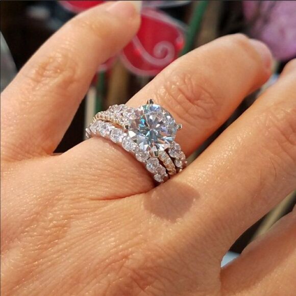 14k Solid Yellow Gold Eternity Band - Picture 9 of 11